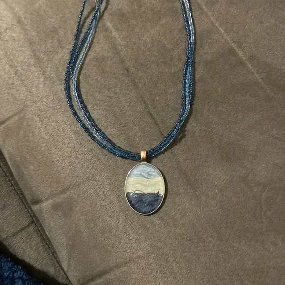 Kenneth Cole multi strand blue bead necklace with watercolor ombre pendant - Picture 4 of 7